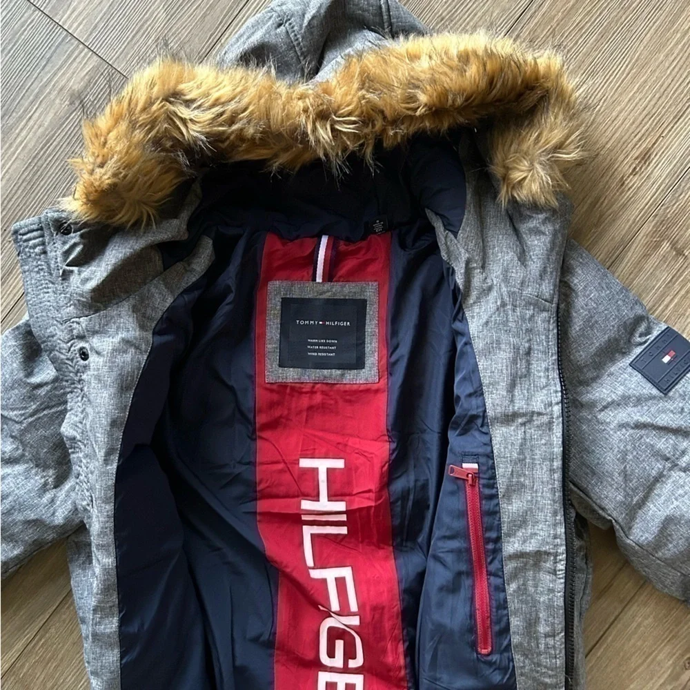Tommy Hilfiger | Ultra Loft Down Hooded Coat in Grey Heather (S)